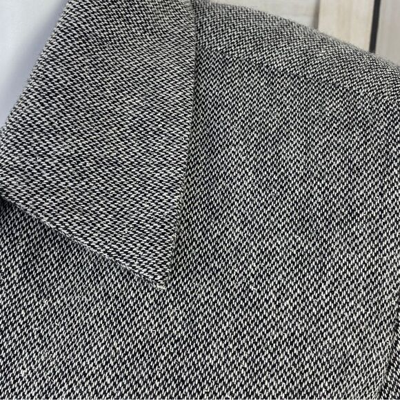 Liz Claiborne LizSport Herringbone Tweed Button Front Blazer Black White 14P - Picture 6 of 12